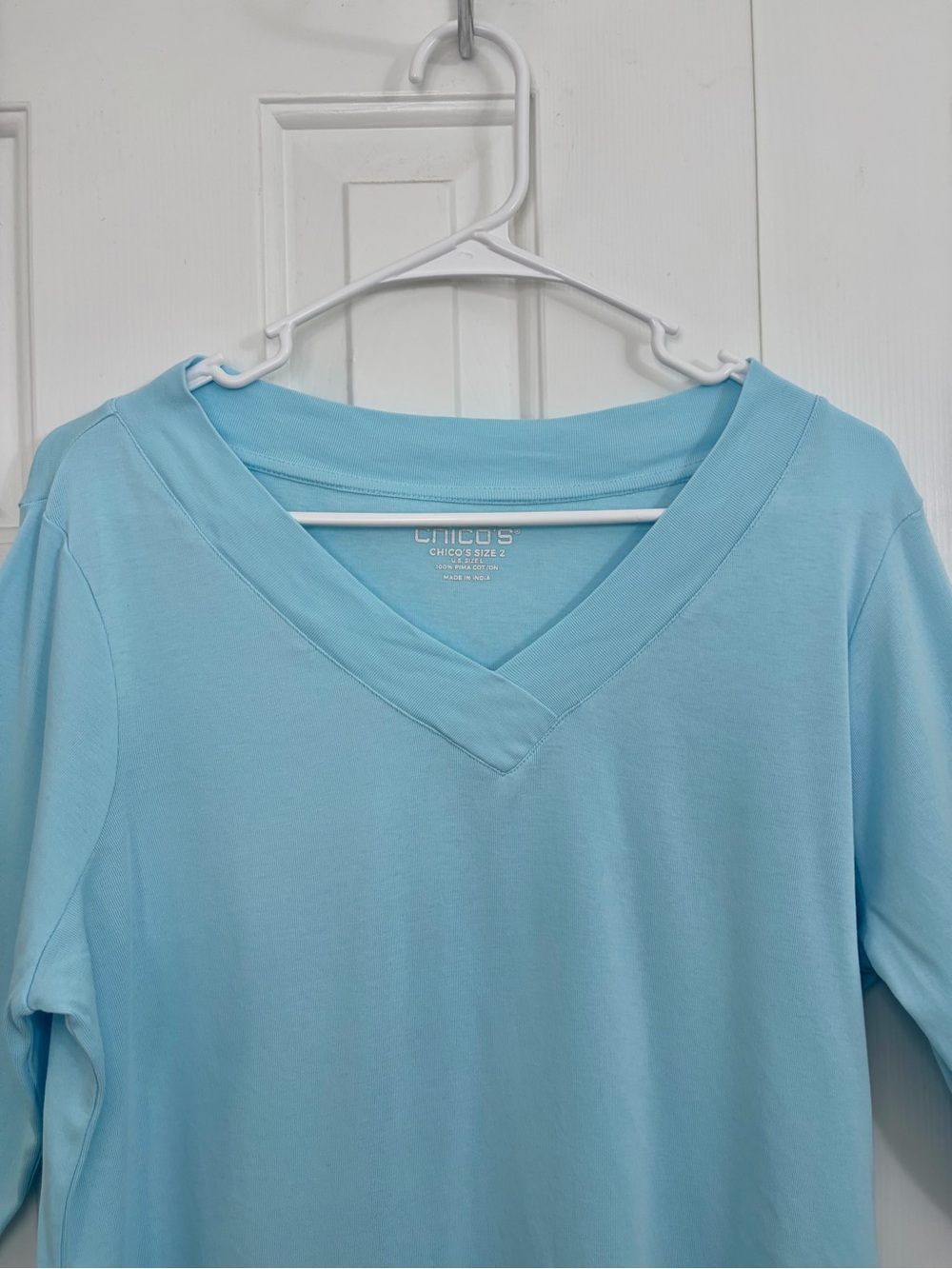 Chico's Pastel Blue 100% Pima Cotton V-Neck Top Size Large - Picture 2 of 13